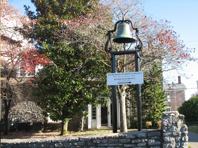 Tour around side entrace sign at Duncan Tavern